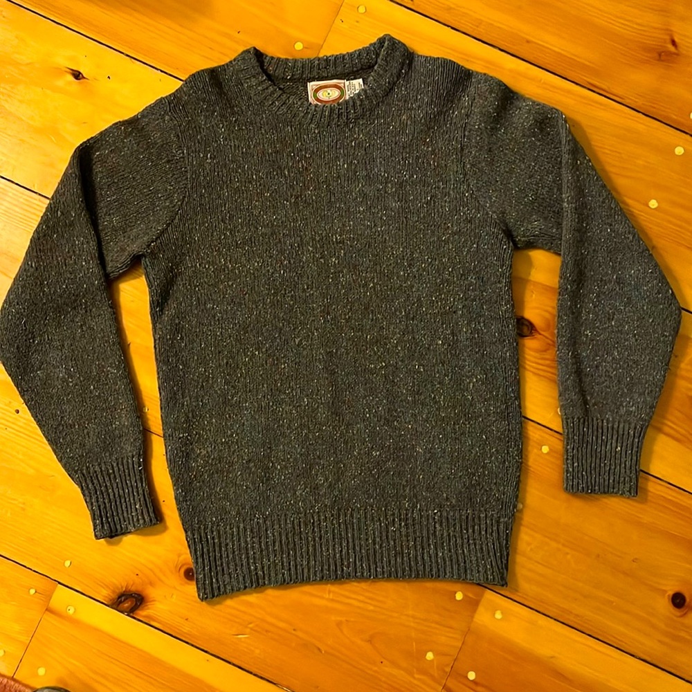 Vintage (1980s) Banana Republic Sweater, 85% wool, size small, Made in USA